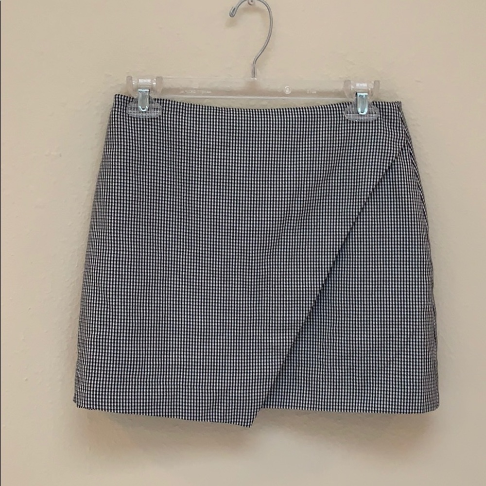 Black and white checkered gingham forever 21 skirt